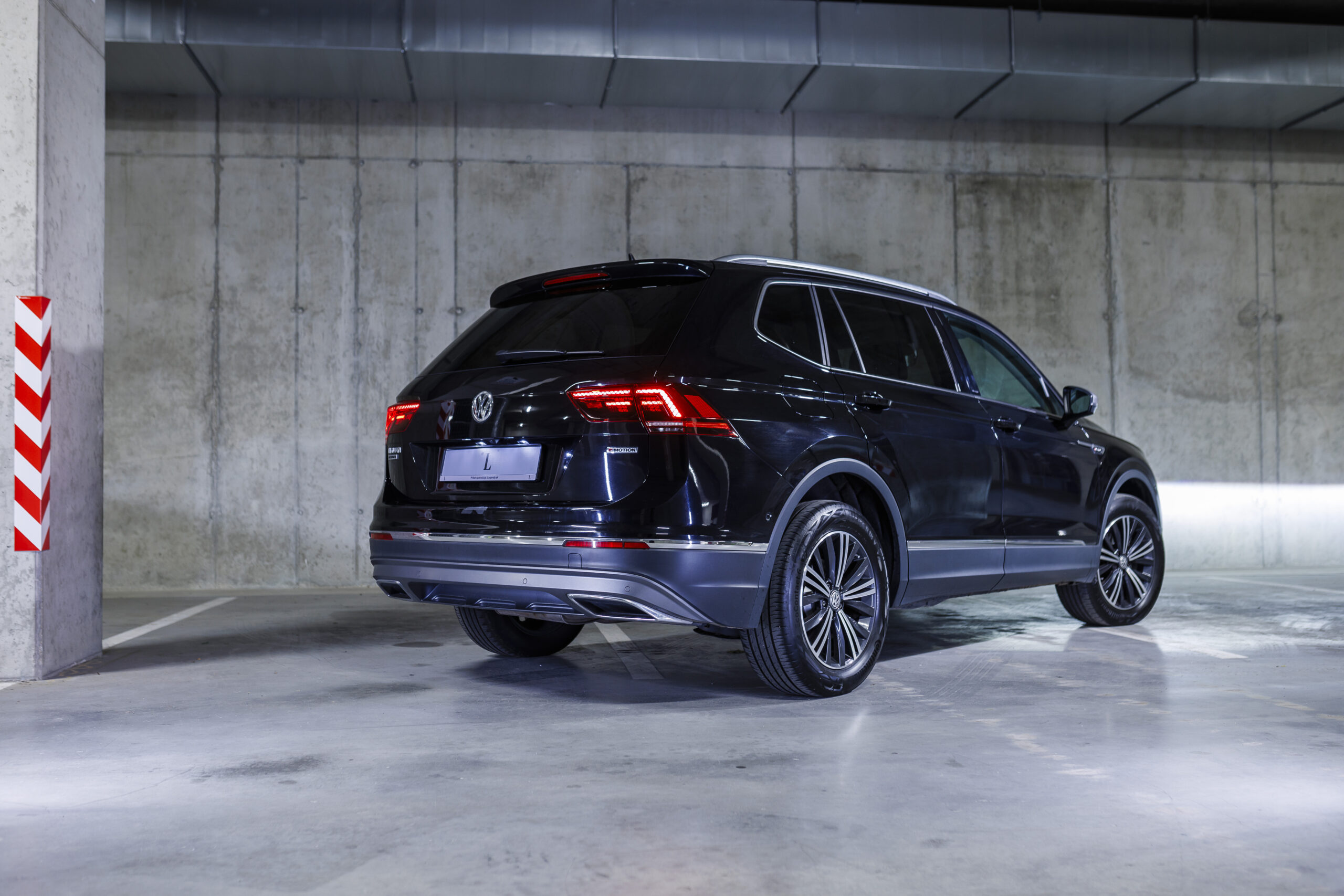 Volkswagen Tiguan Allspace 2.0 TDI-06